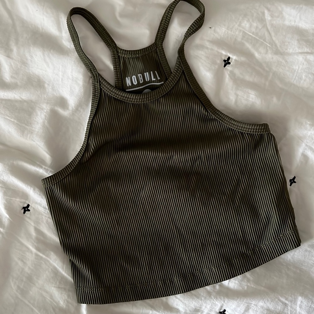 NOBULL ribbed halter size small in dark green